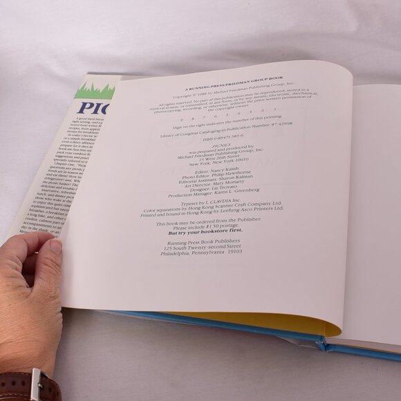 Picnics, Outdoor Dining Book, by Marilyn Myers, Tiffany Blue Colored Cookbook - Picture 9 of 10